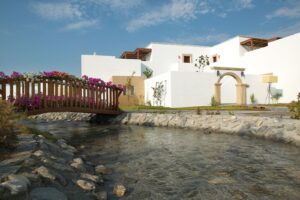 Piscina Center Lindian Village Ριάκι