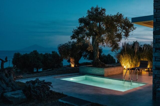 Piscina Center | Πισίνα Βράδυ